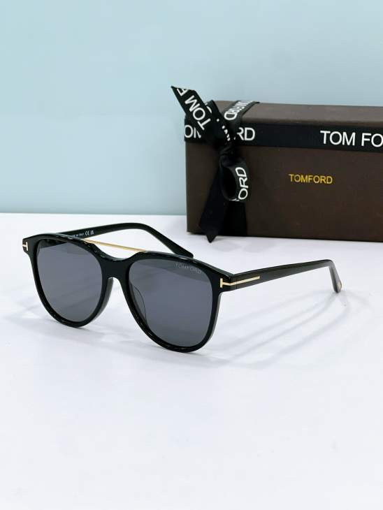 Picture of Tom Ford Sunglasses _SKUfw80536947fw